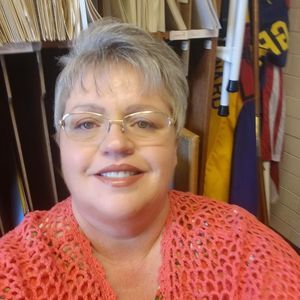 Meet your Posher, Debbie